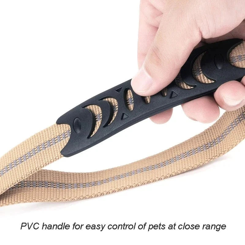 Tactic Stretch Dog Lead - Furry Tail Finds